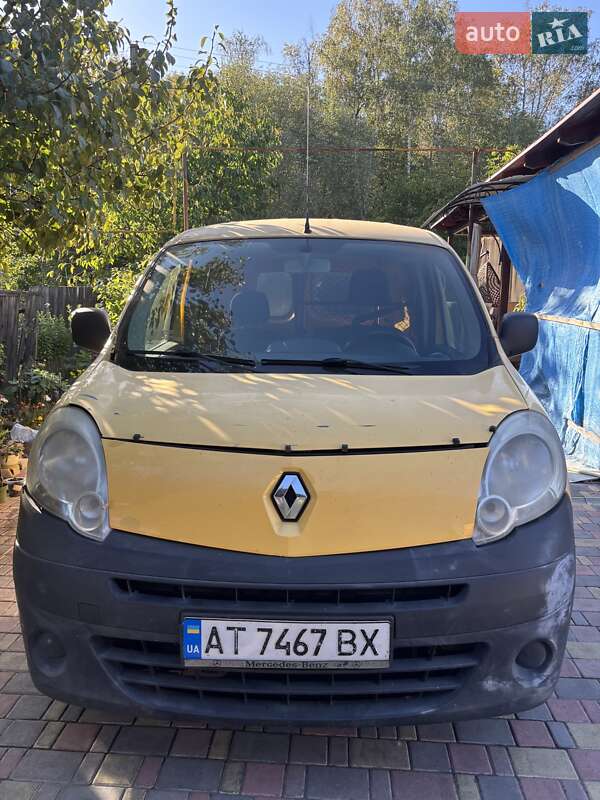 Вантажівки Renault Kangoo