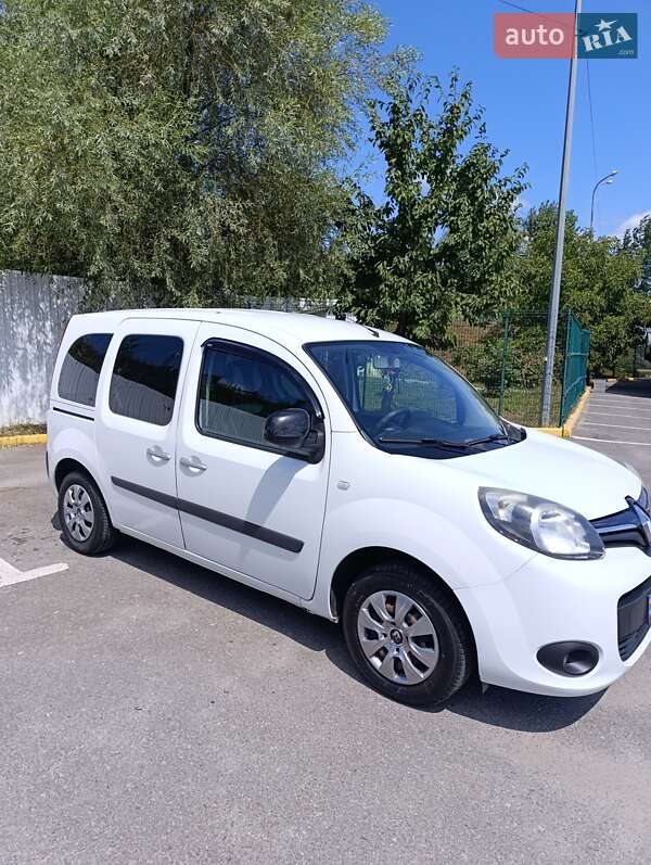 Минивэн Renault Kangoo 2014 в Ужгороде