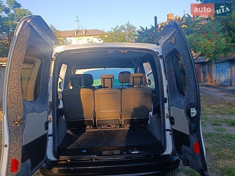 Грузопассажирский фургон Renault Kangoo 2014 в Павлограде фото 21 Грузопассажирский фургон Renault Kangoo 2014 в Павлограде