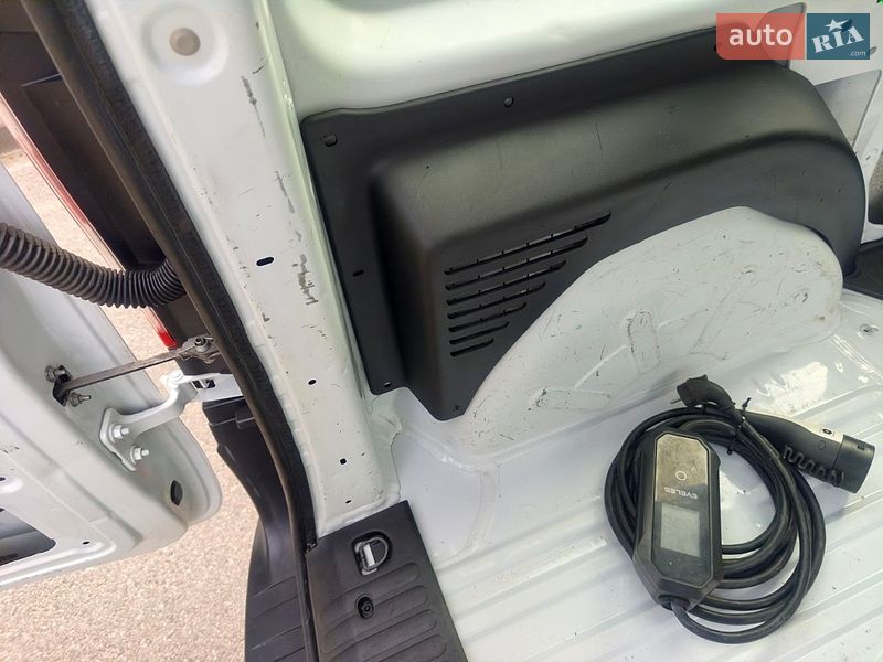 Минивэн Renault Kangoo 2017 в Львове