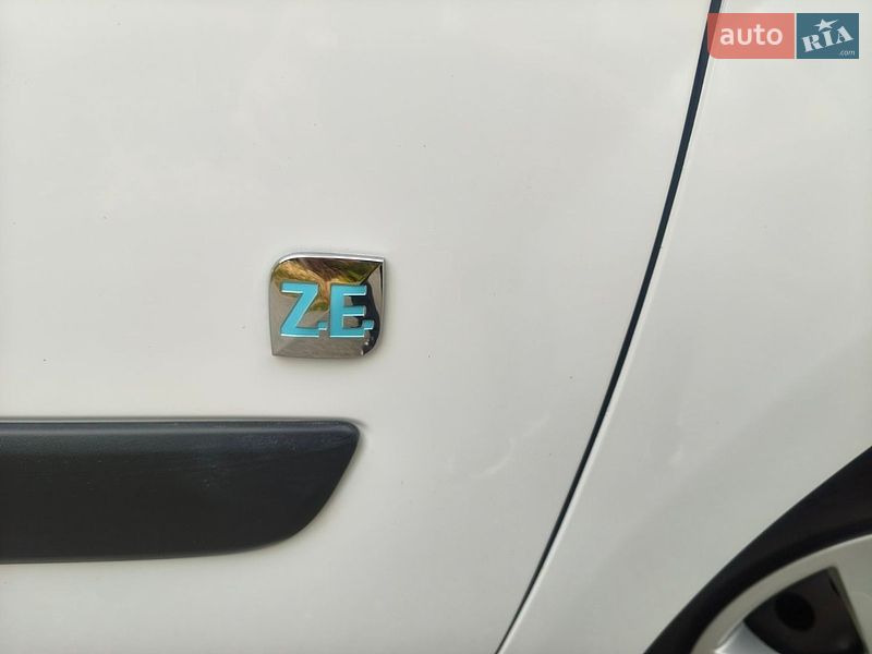 Минивэн Renault Kangoo 2017 в Львове