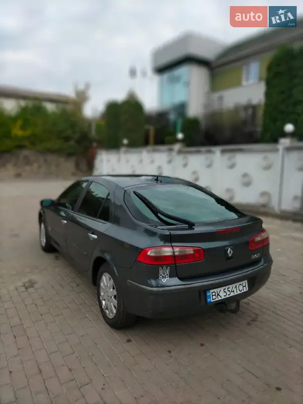 Renault Laguna