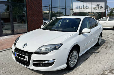 Renault Laguna  2012