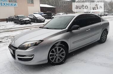 Renault Laguna  2015