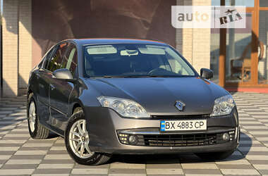 Renault Laguna  2010