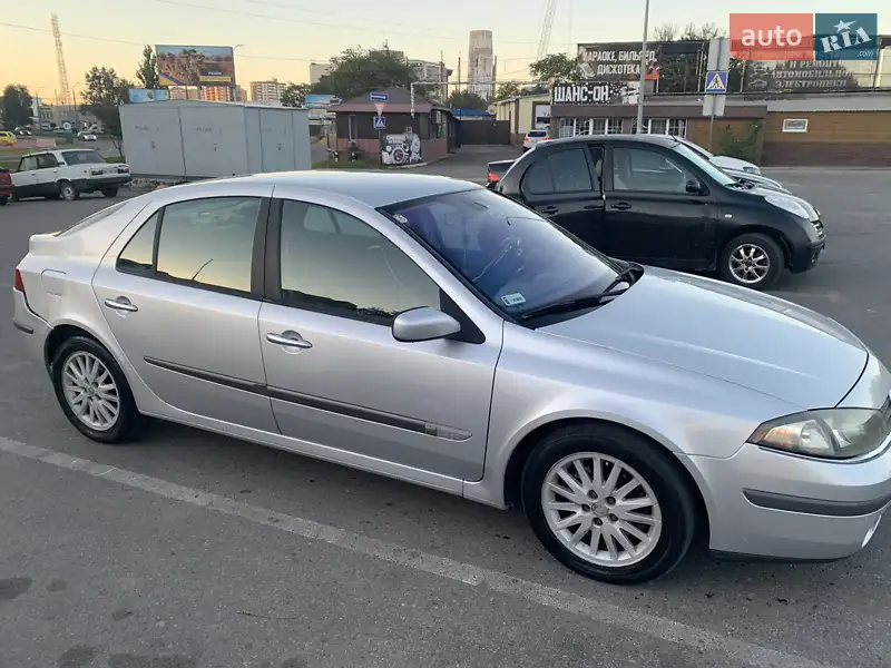 Renault Laguna