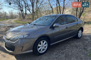 Renault Laguna  2010