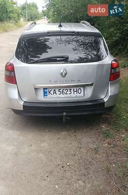 Renault Laguna  2011