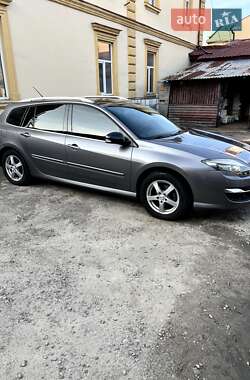 Renault Laguna  2012