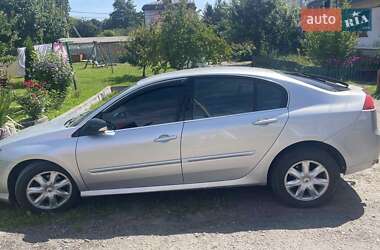 Renault Laguna  2010