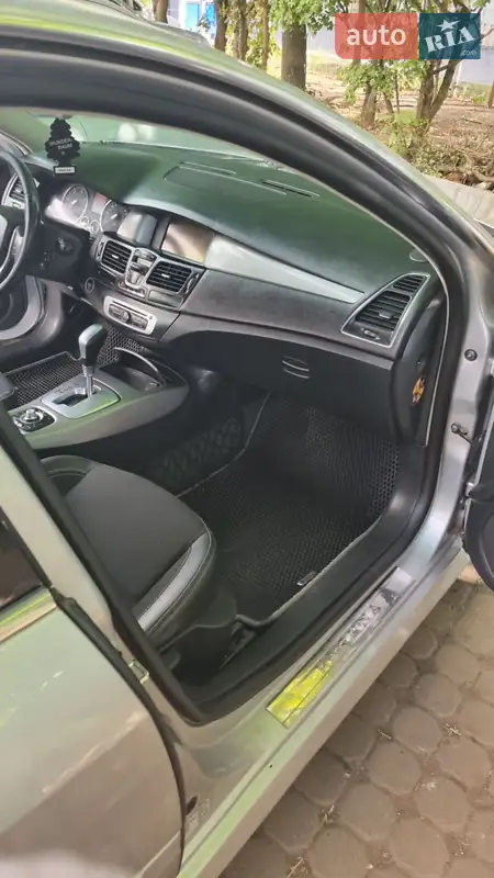 Renault Laguna 2014