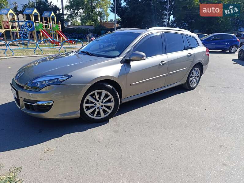 Универсал Renault Laguna