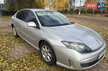 Renault Laguna  2010