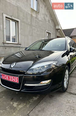 Renault Laguna  2015