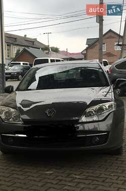 Renault Laguna  2010