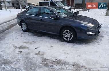 Renault Laguna  2011