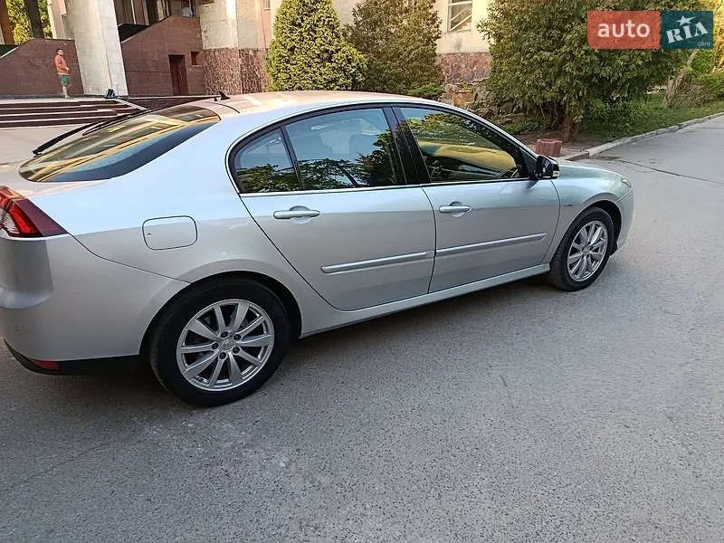 Renault Laguna