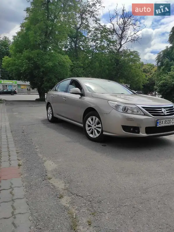 Renault Latitude