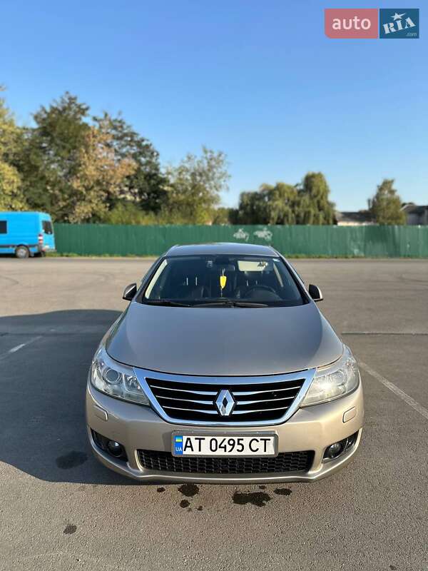 Renault Latitude 2010 року в Івано-Франківську