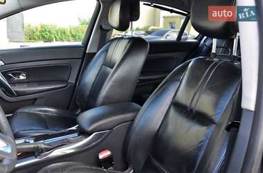 Renault Latitude  2012