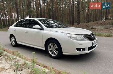 Renault Latitude 2011