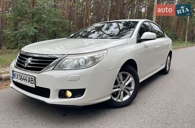 Renault Latitude  2011