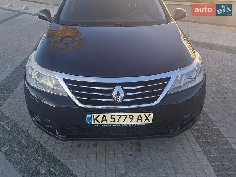 Седан Renault Latitude 2011 в Киеве