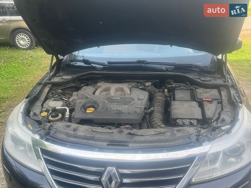 Renault Latitude 2012