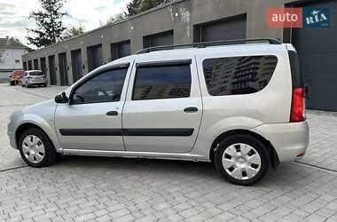 Renault Logan MCV  2010