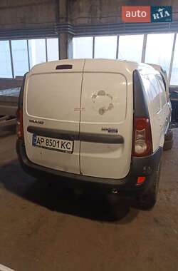 Renault Logan Van 2011