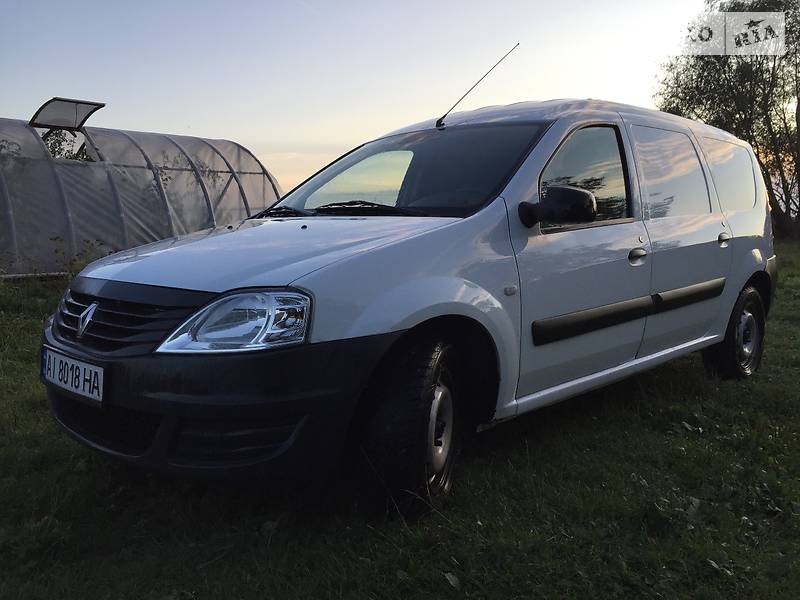 Renault Logan 2011 року