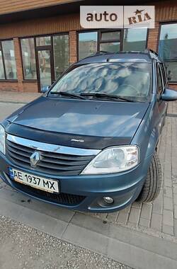 Renault Logan  2010