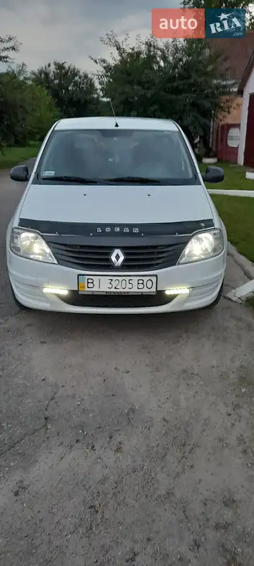 Renault Logan 2011