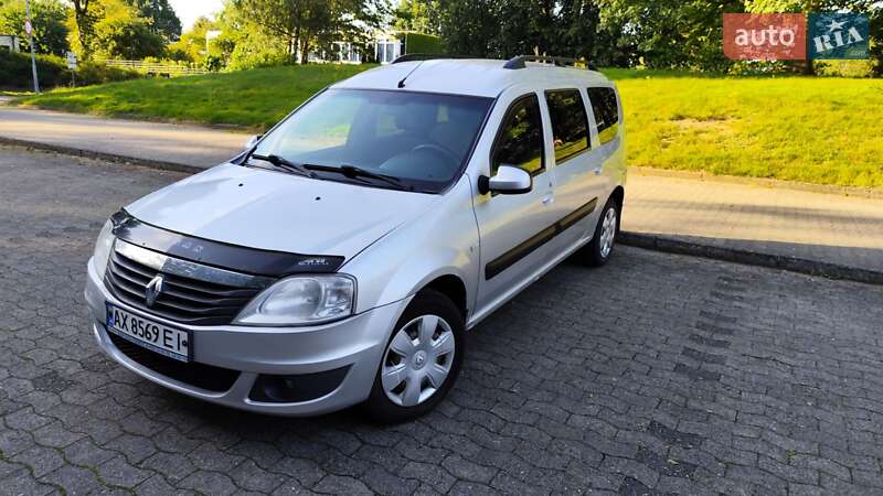 Универсал Renault Logan 2009 в Харькове