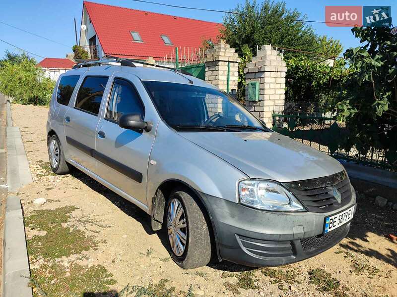 Універсал Renault Logan