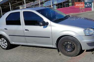 Renault Logan  2012