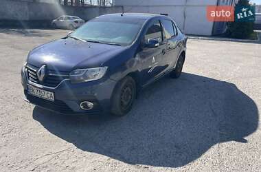 Renault Logan  2017
