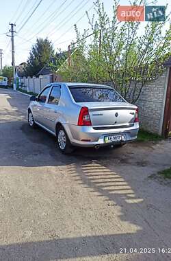 Renault Logan  2012