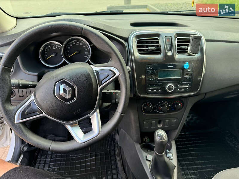 Седан Renault Logan 2019 в Днепре