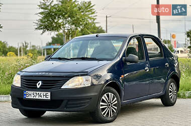 Renault Logan 2010