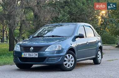 Renault Logan  2011