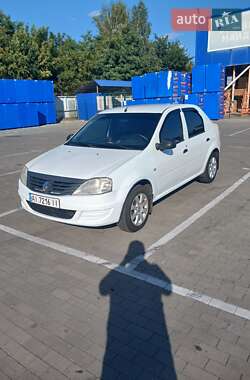Renault Logan  2012
