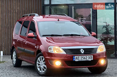 Renault Logan  2012