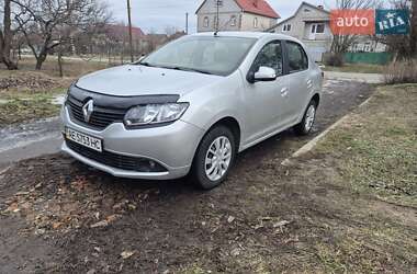 Renault Logan  2013