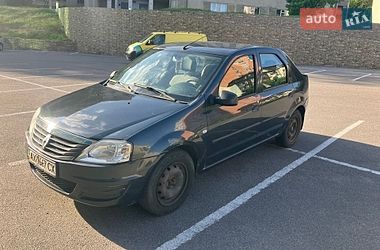 Renault Logan 2012