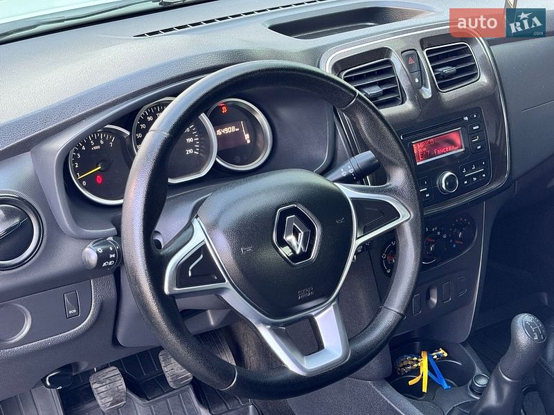 Седан Renault Logan 2017 в Дрогобыче
