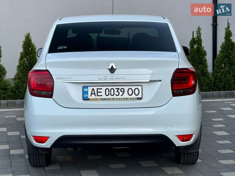 Седан Renault Logan 2017 в Дрогобыче