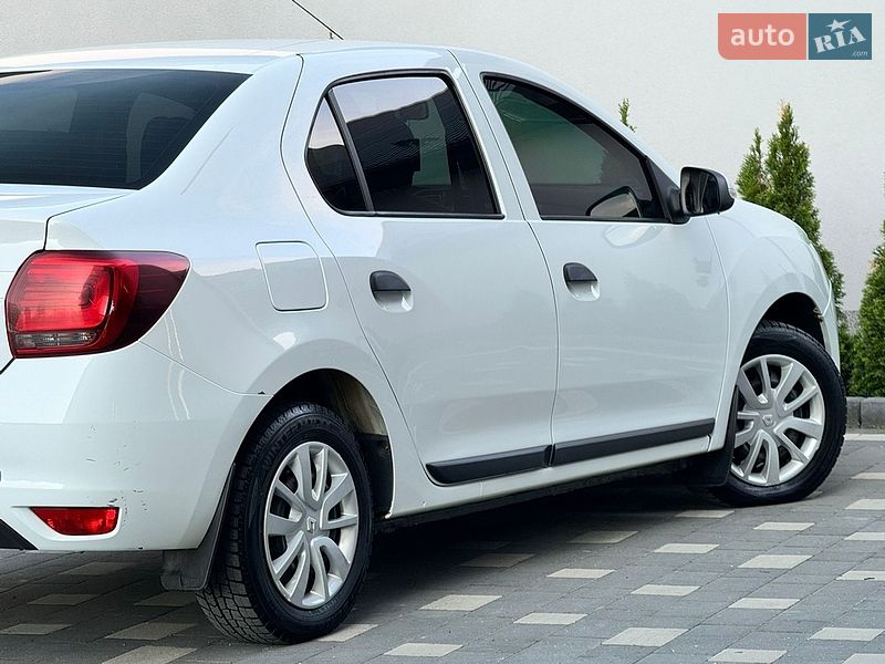 Седан Renault Logan 2017 в Дрогобыче