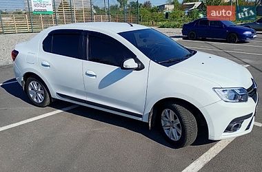 Renault Logan  2017