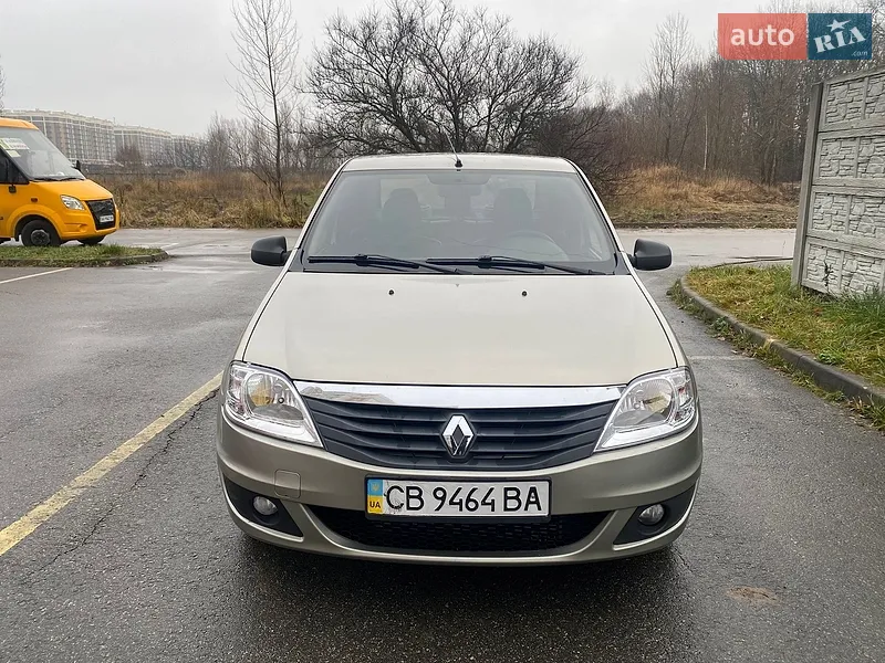 Renault Logan 2010